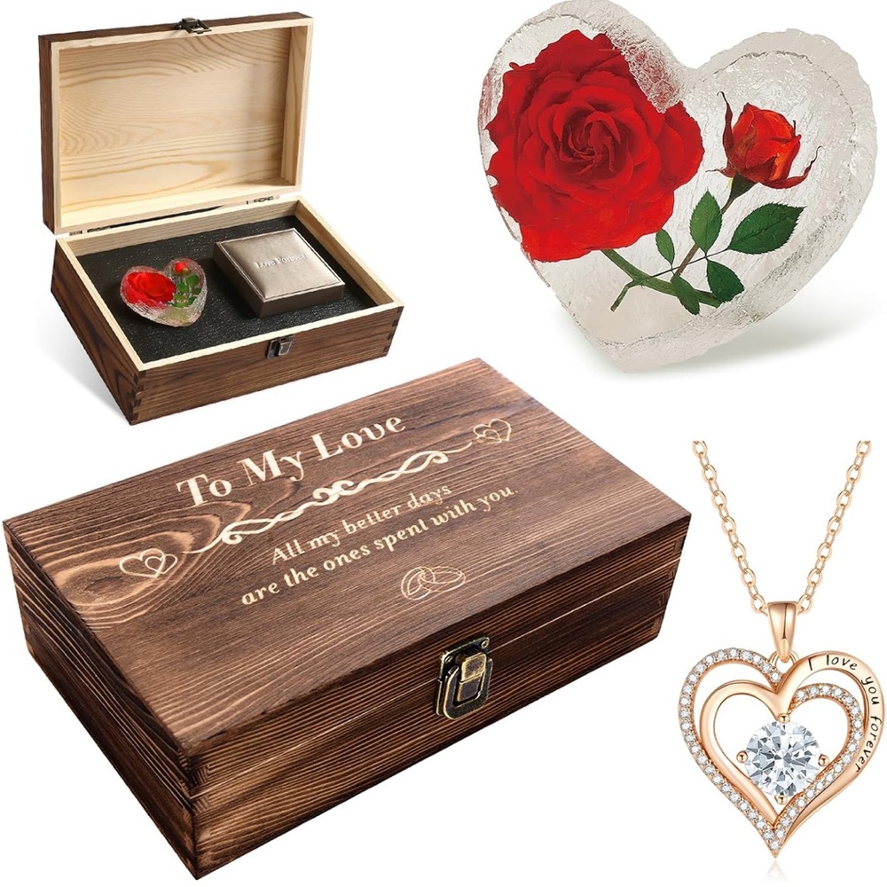 Heart-Shaped Rose Pendant Necklace with Gift Box